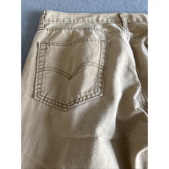 Levi's 514 Jeans Mens Size 32x30 White Tab Straight Fit 5 Pocket Denim Khaki - Picture 2 of 9